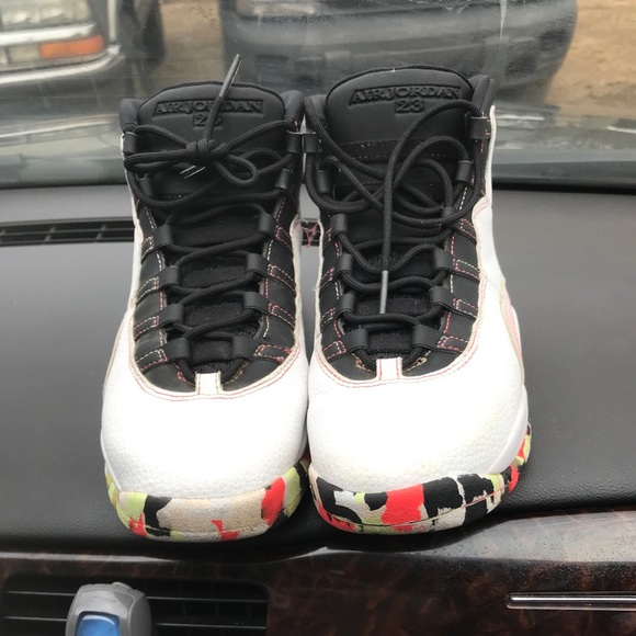 Jordan retro 10s